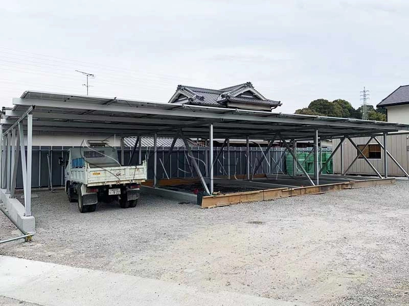 Japan zonne-carportproject 33,3 kW