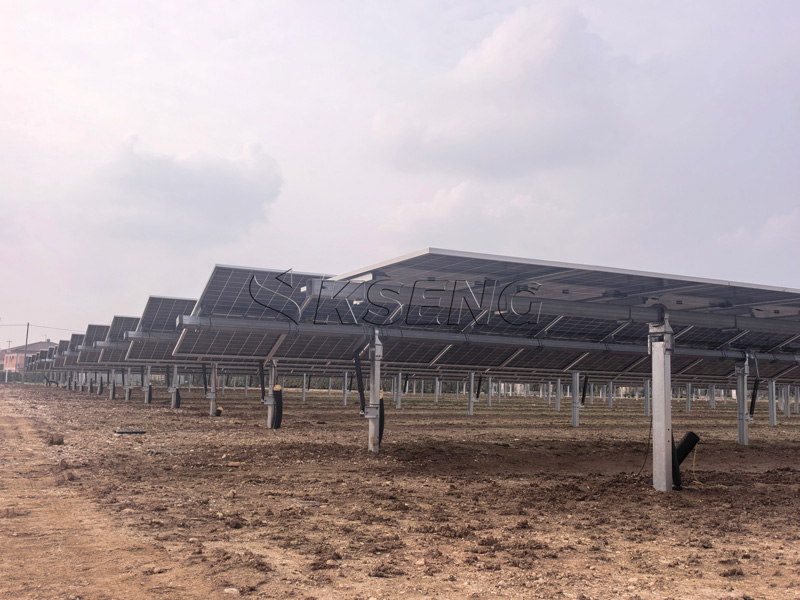 20% hogere energieopbrengst met Kseng-zonnetracker met &eacute;&eacute;n as in Itali&euml;