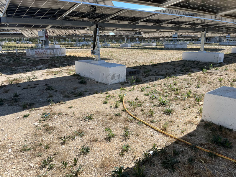 KST-1P-horizontale-single-axis-solar-tracker-structurele-assemblage